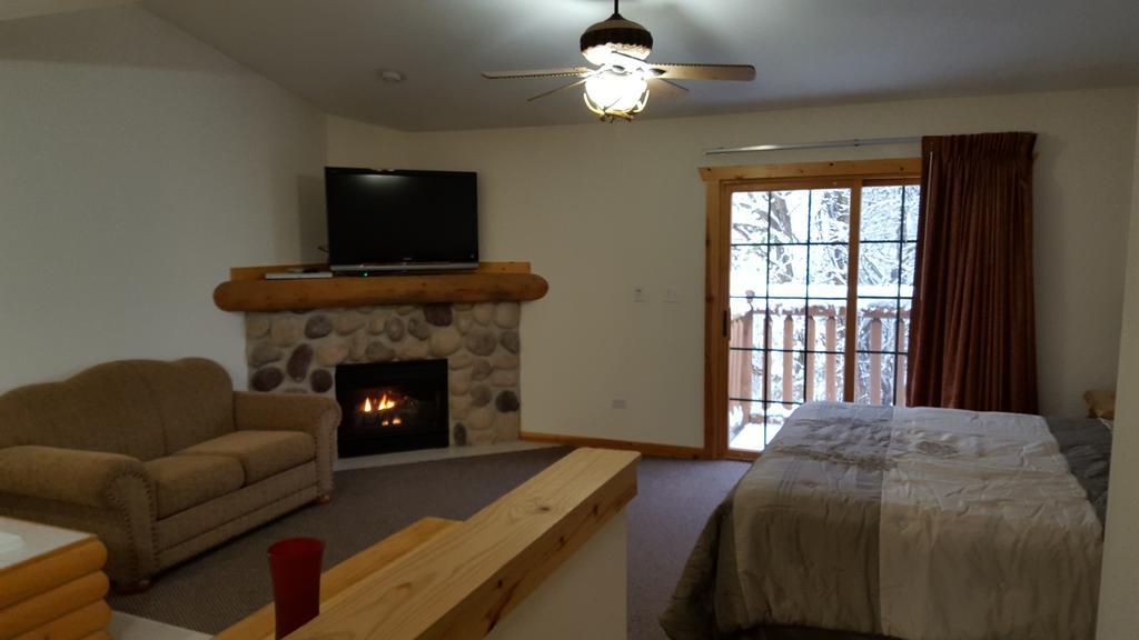 2Br Rustic Villa Utica Extérieur photo
