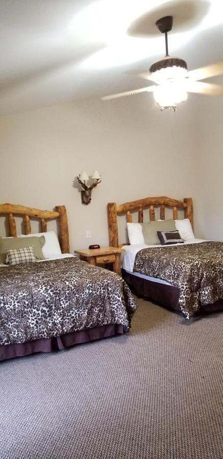 2Br Rustic Villa Utica Extérieur photo